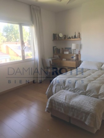 Casa en Venta - Country Banco Provincia - 3 dormitorios