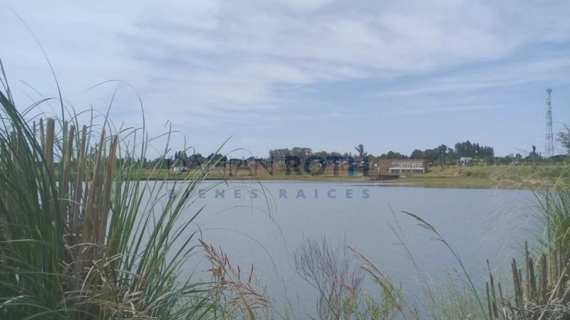 Lote en Venta - Barrio Cerrado Los Juncos