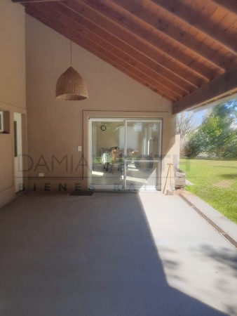 Casa en Venta - Country Banco Provincia - 3 dormitorios