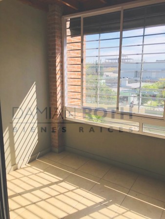 Departamento en Venta tipo Dúplex - Gral. Rodriguez Centro