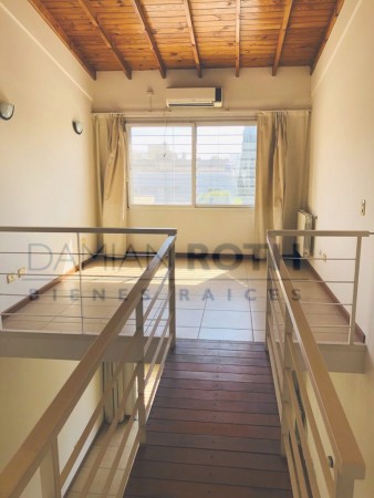 Departamento en Venta tipo Dúplex - Gral. Rodriguez Centro