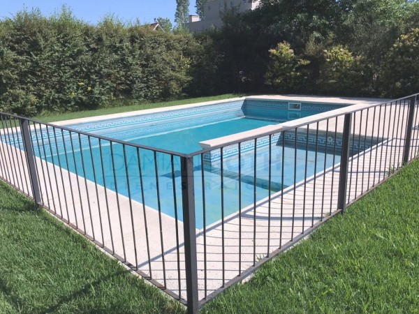 Casa en Venta - Campos de Alvarez - 3 dormitorios