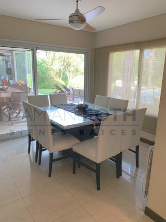 Casa en Venta - El Nacional Club de Campo - 3 dormitorios