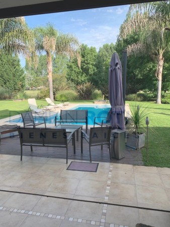 Casa en Venta - El Nacional Club de Campo - 3 dormitorios