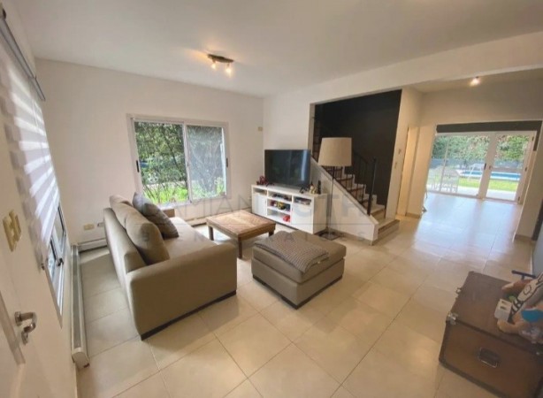 Casa en Venta - Country Banco Provincia - 3 dormitorios