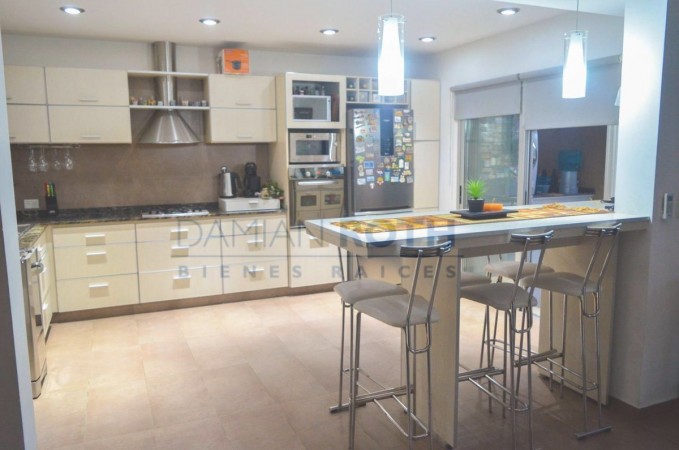 Casa en Venta - Country Banco Provincia - 3 dormitorios